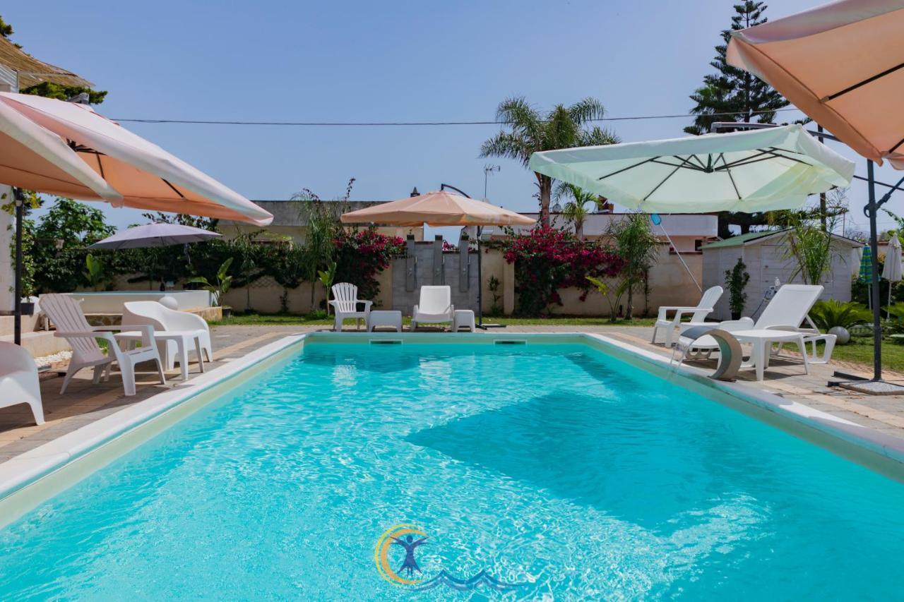 Villa Leonardo San Foca - Room, Pool & Restaurant Εξωτερικό φωτογραφία