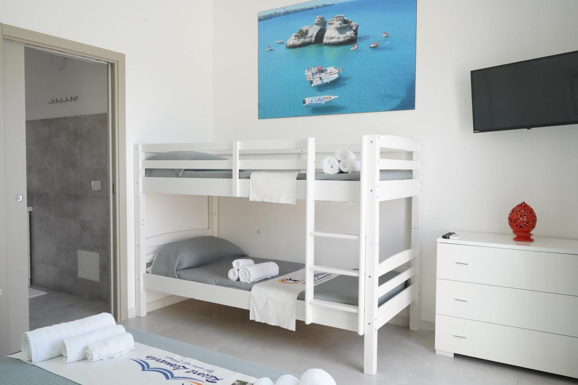 Villa Leonardo San Foca - Room, Pool & Restaurant Εξωτερικό φωτογραφία