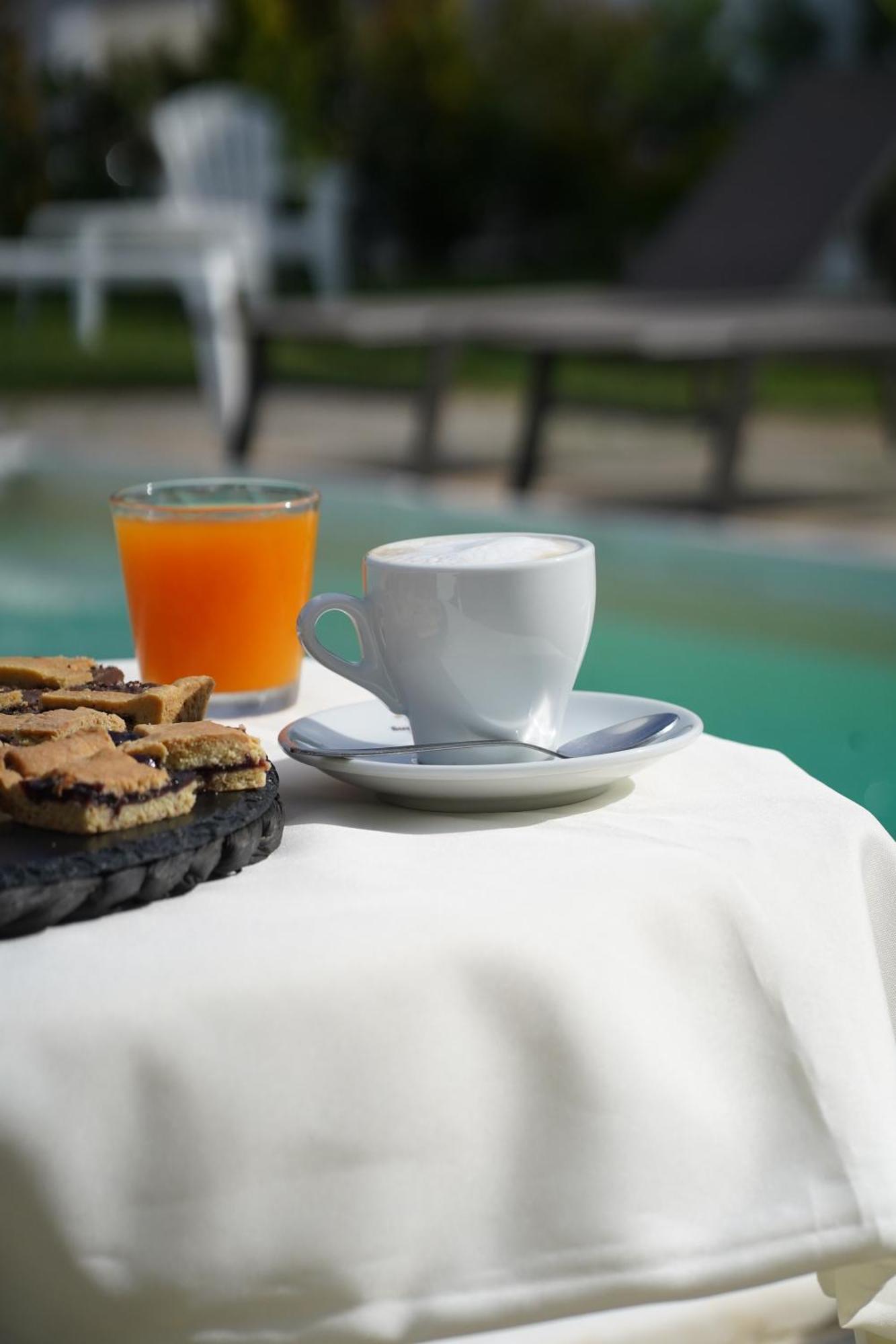 Villa Leonardo San Foca - Room, Pool & Restaurant Εξωτερικό φωτογραφία
